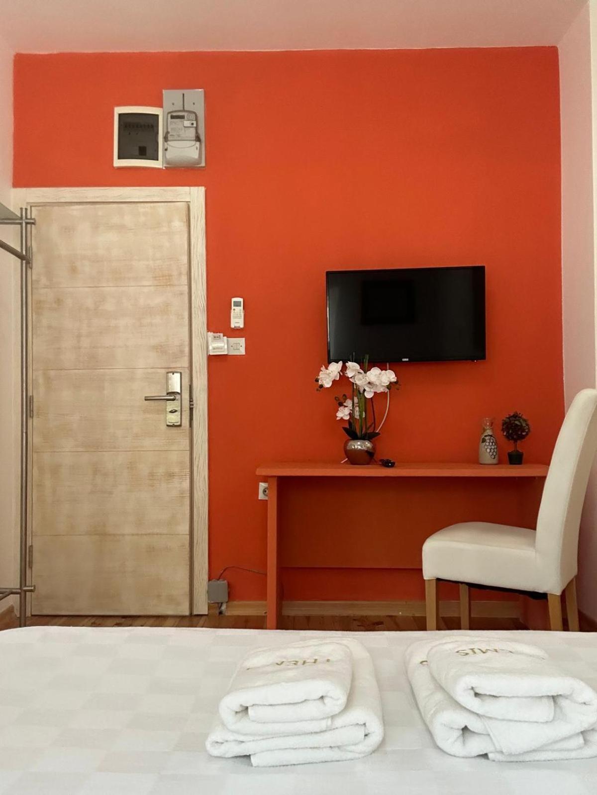 Themis Apart Hotel Котор Екстер'єр фото