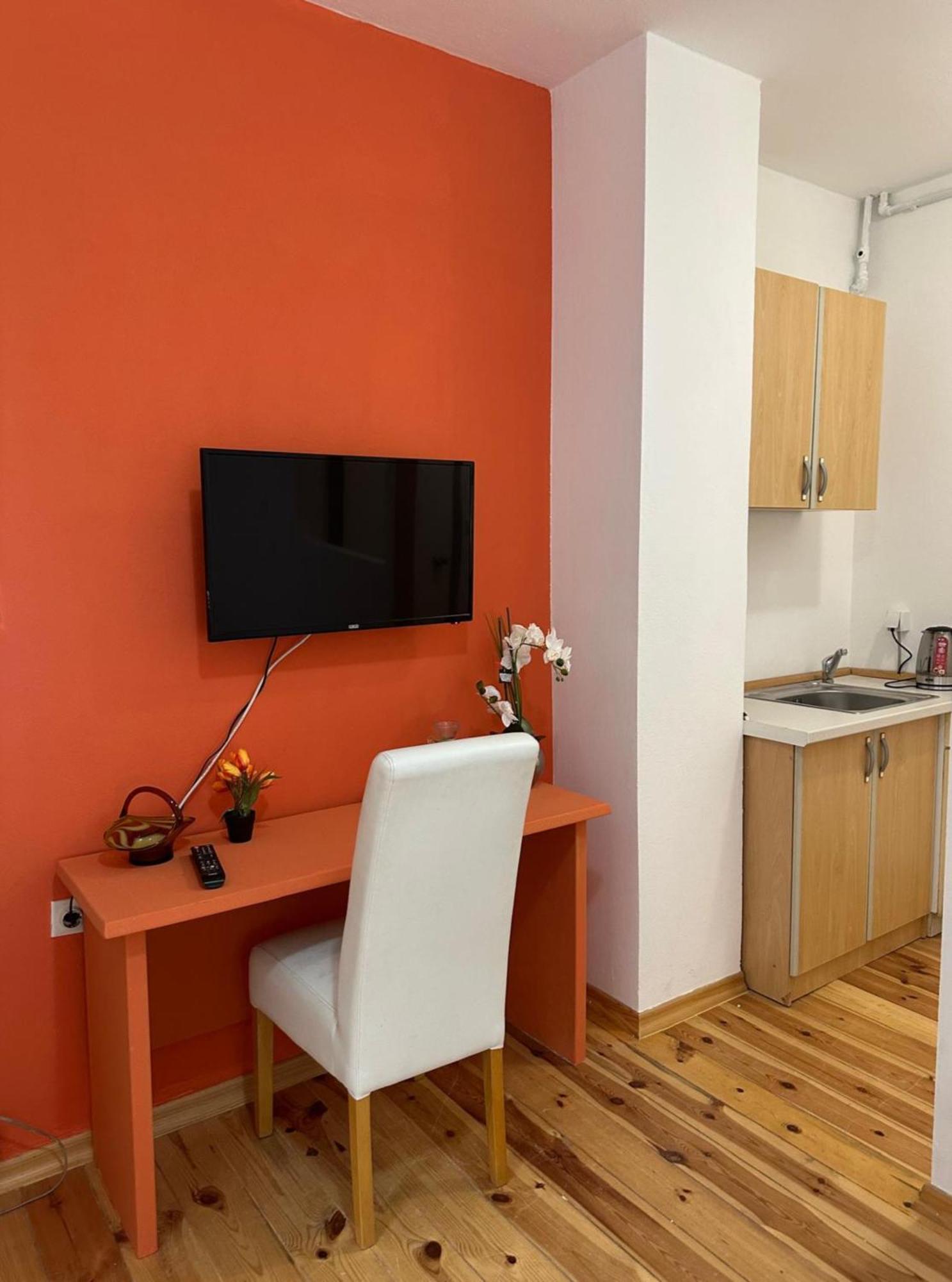 Themis Apart Hotel Котор Екстер'єр фото