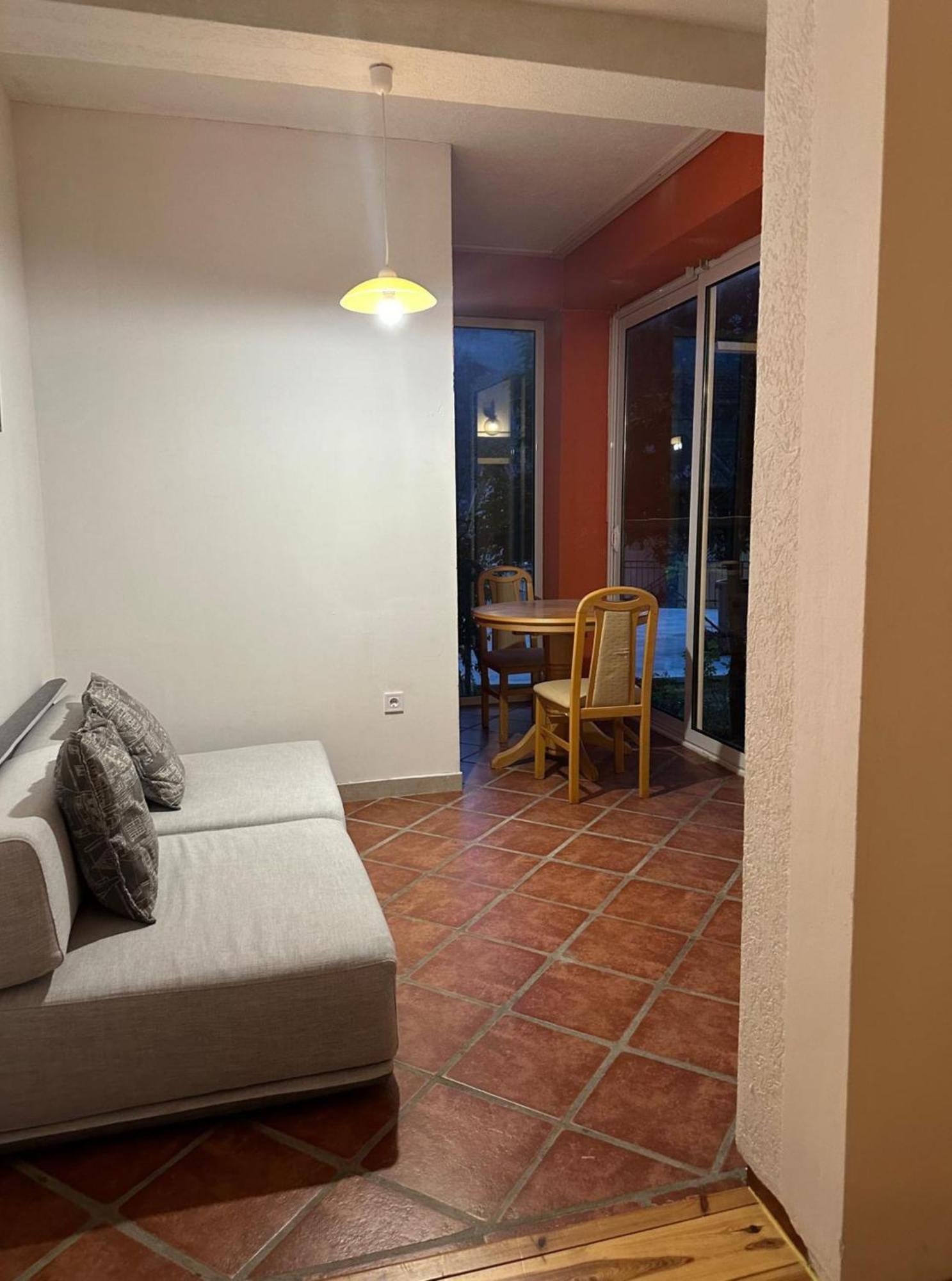 Themis Apart Hotel Котор Екстер'єр фото